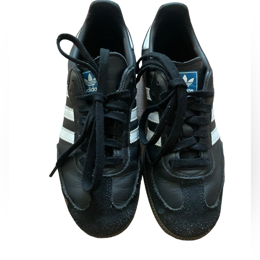 SOLD OUT Adidas Samba Womens 7.5 Black and White - Picture 6 of 9
